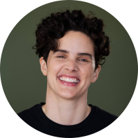 Smiling headshot of instructor Andi McQueen.